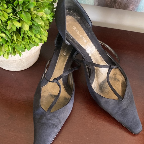GIORGIO ARMANI VINTAGE BLACK SATIN SLINGBACK POINTED KITTEN HEELS PUMPS SIZE 40 - Picture 4 of 13